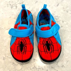 Spider-Man Water Shoes! Kids size 11